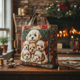 Borsa a Tracolla Festiva per Shih Tzu — Usa a imagem de referência da mala como base principal. Mantém a mala igual ao original: mesmo formato, cores, padrão, alças, costuras, textura e proporções.

C